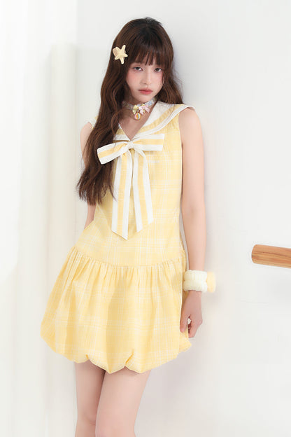 Ärmelloses Kleid mit Kürbis-Schleifendetail