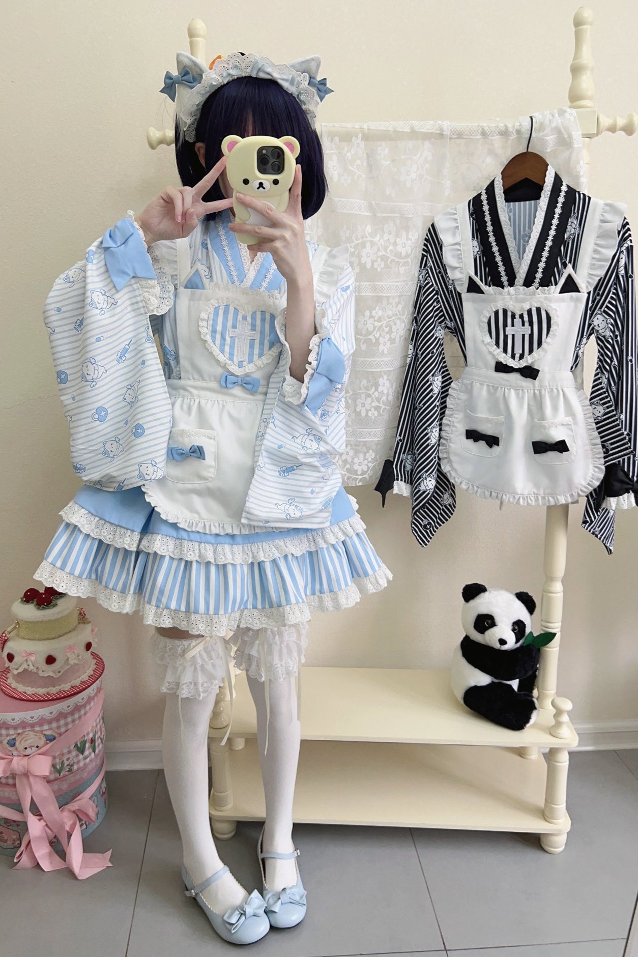 ロリータメイドの日本の医療ストライプ