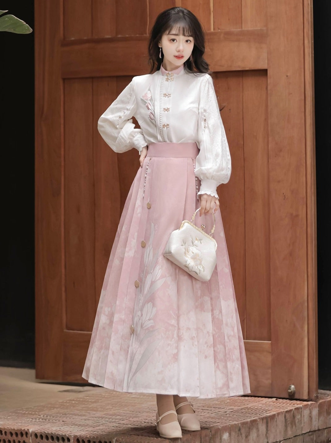 Bluse Plissee Schal Band Rock China + Süße Spitze Blumen