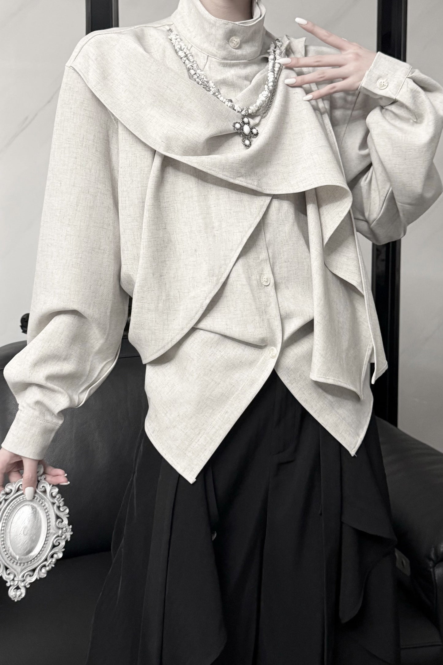 Top Classic Neck Gothic High