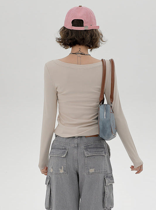 Milk T Long U-Neck Print Logo Tea American