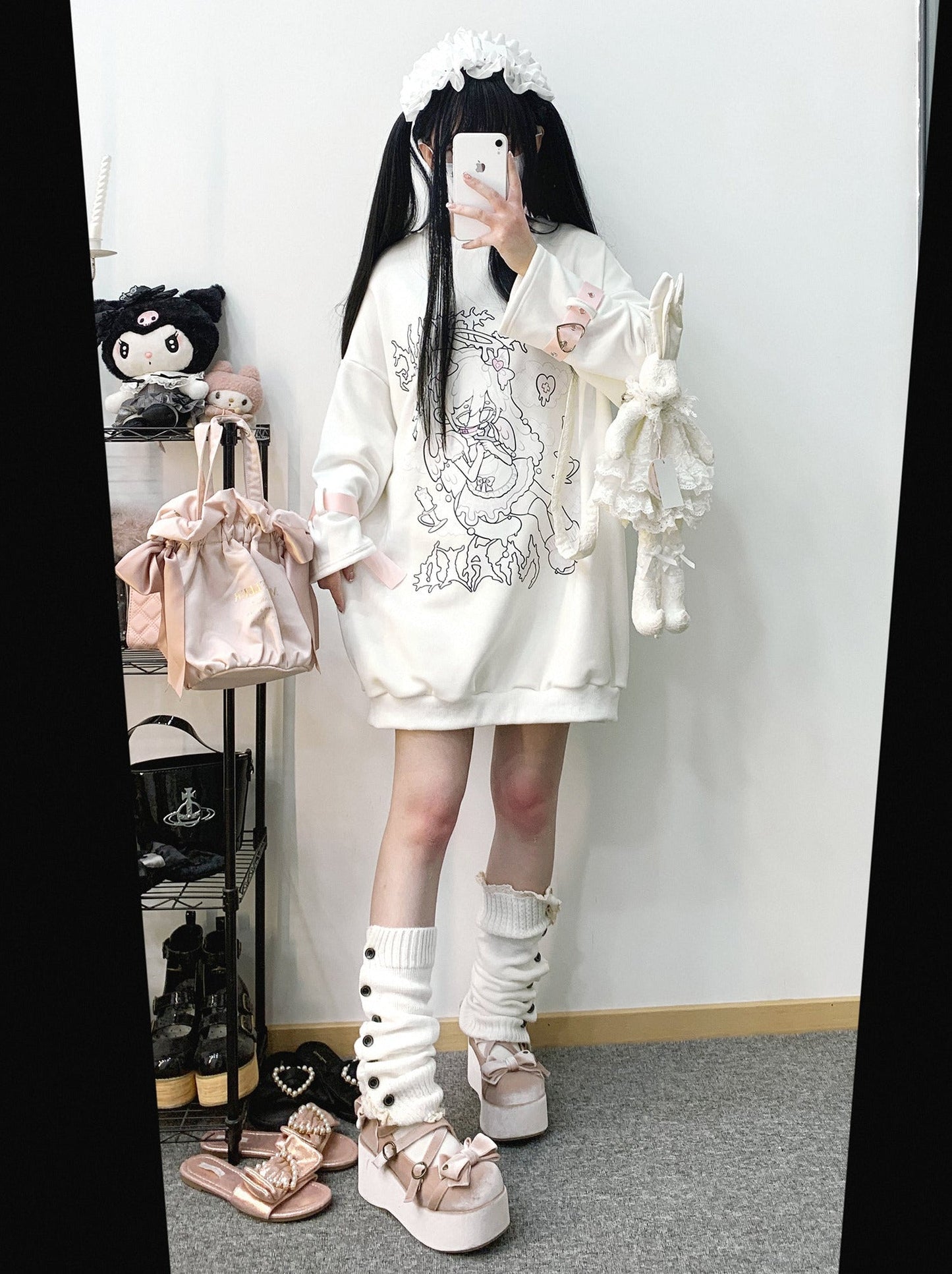 Mine – Langer Samt-Sneaker mit Riemenmuster