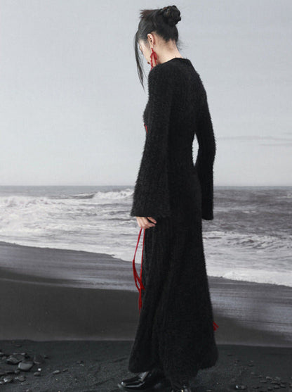 Kontrastkleid Rose Unregelmäßig Rot Strickärmel Dunkel Schwarz Glocke