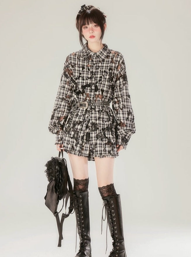 レトロなチェックシャツ破れ