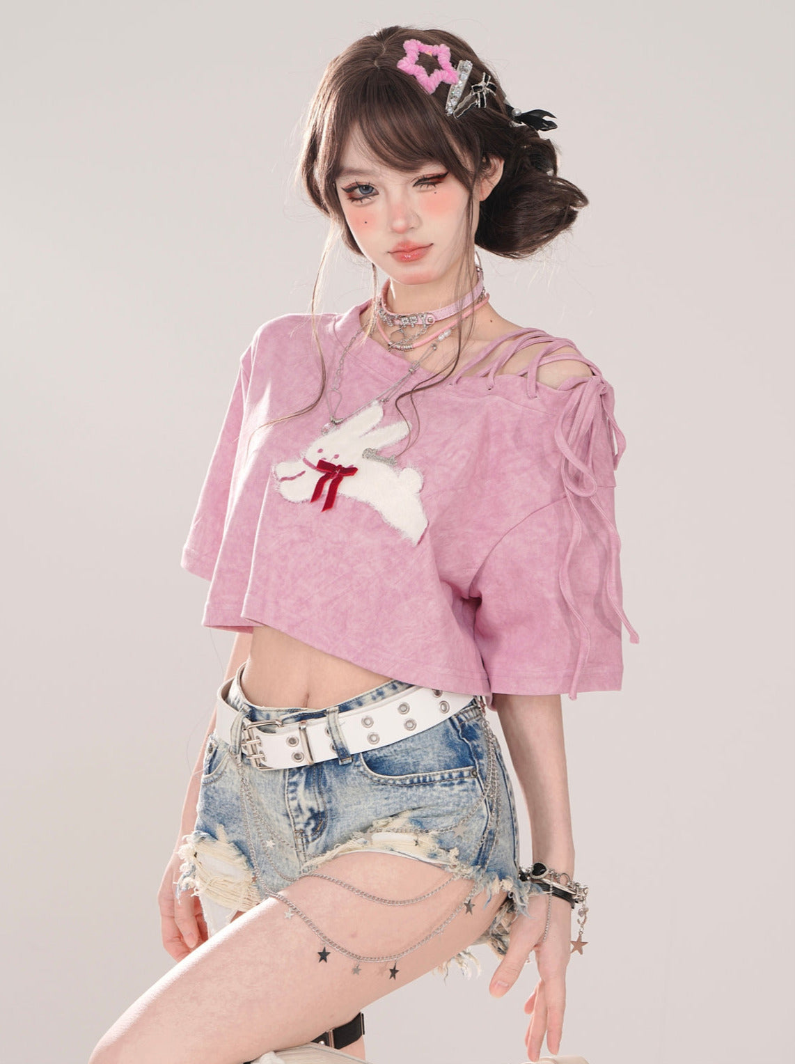 ウサギのTシャツ クロップド オフショルダー