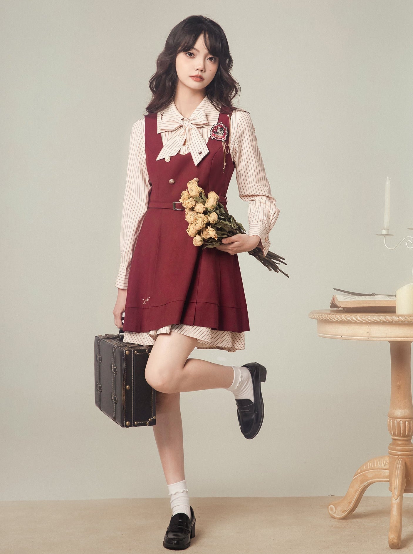 ストライプベスト マジックドレス ナイト刺繍スーツ シャツドレス バッジ