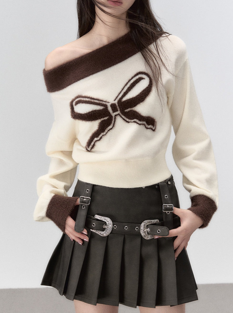 ワンショルダーリボンニットセーター