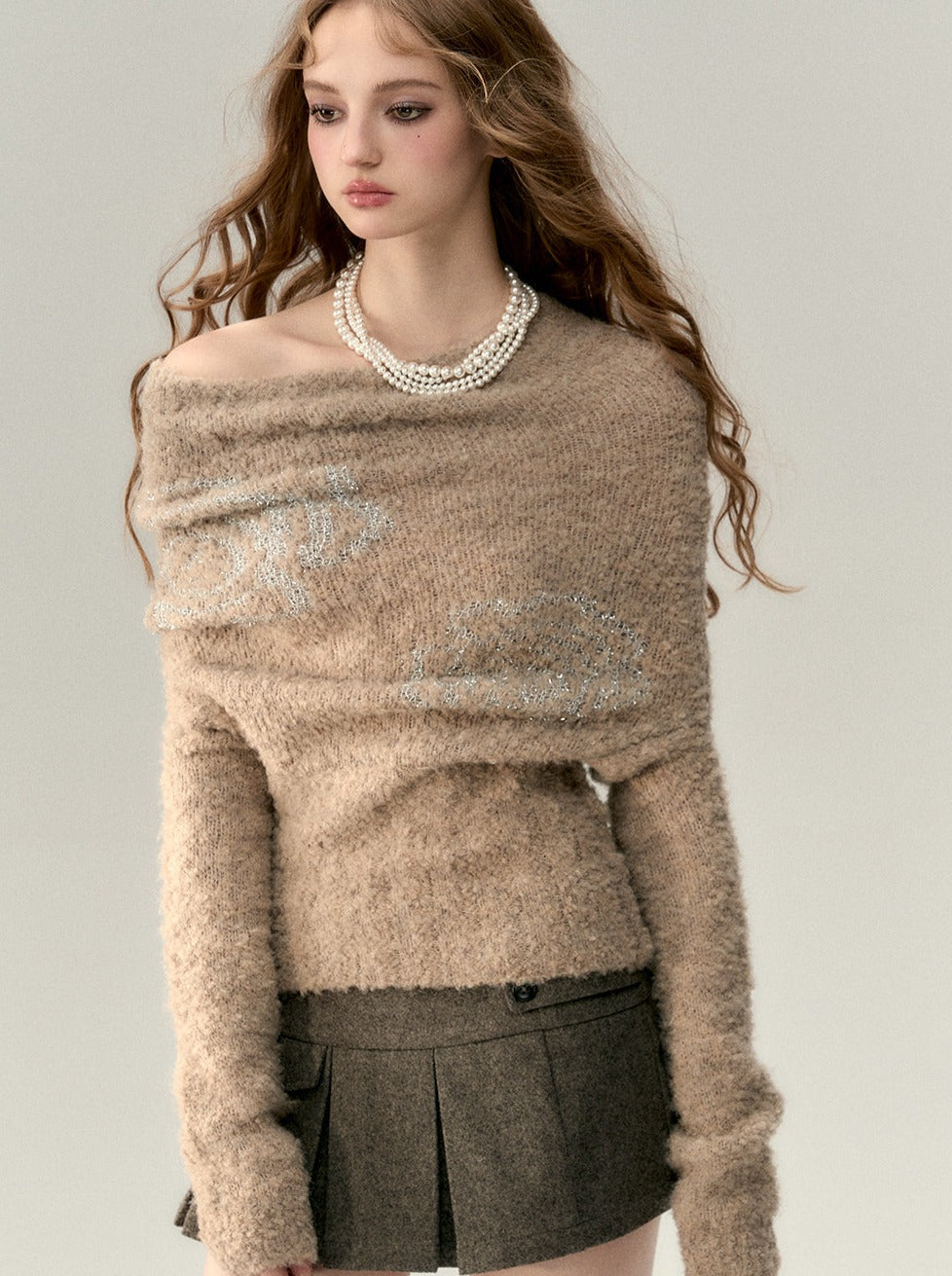 Mode Off-the-Shoulder Rose Top