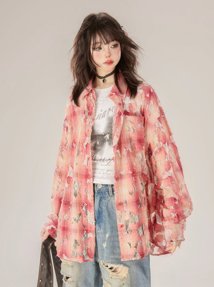 レトロなチェックシャツ破れ