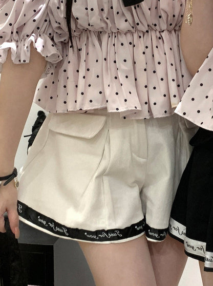 Loose Love Freizeitshorts aus Spitze