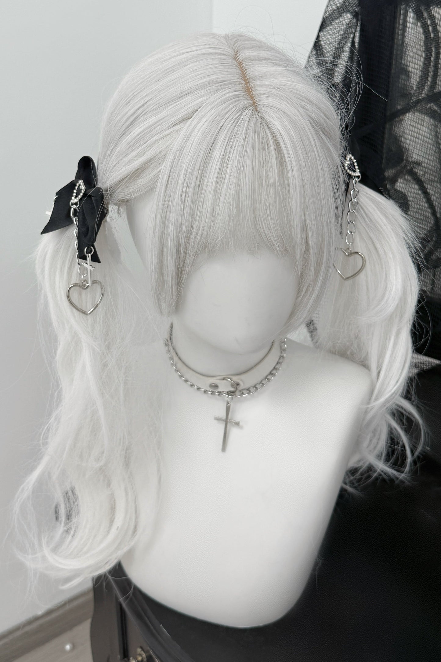 Love Pin Kreuz Anhänger