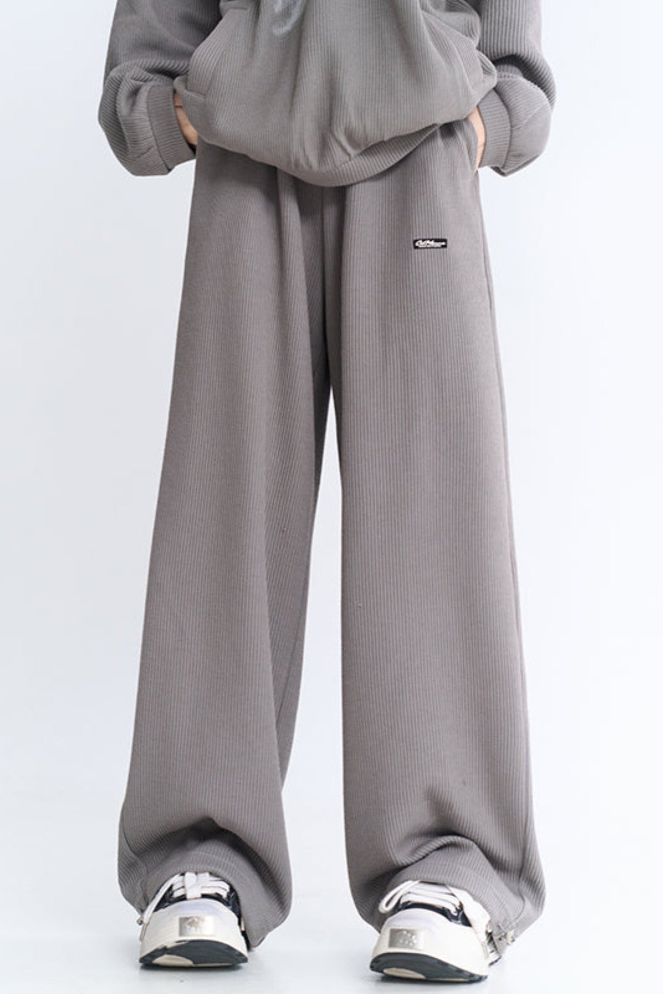 Muse Pants Gravity Jogger-Setup und Hoodie