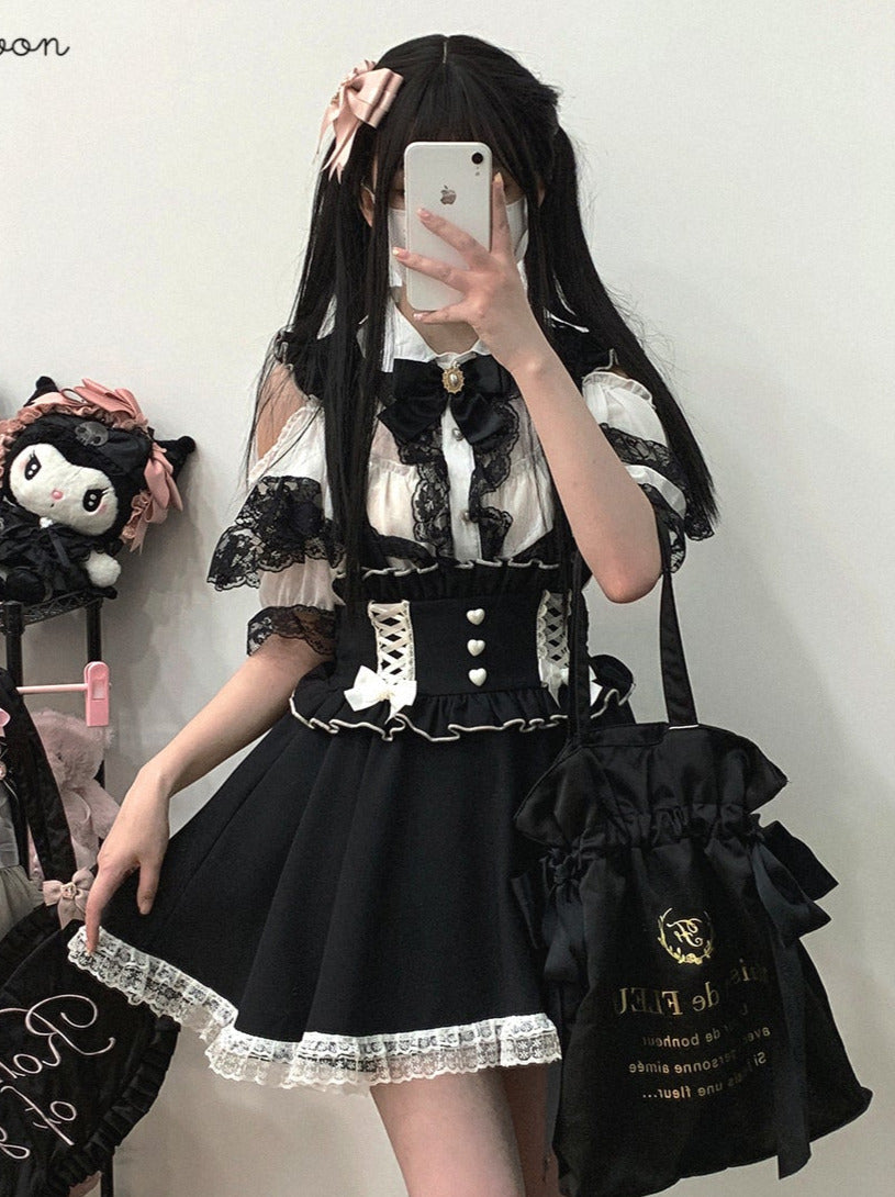 Spitzenrock mit Rüschen-Schulterriemen und Love Back