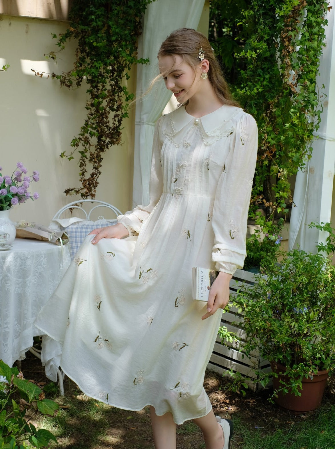優しいベビーフラワーフレンチスタイルドレス