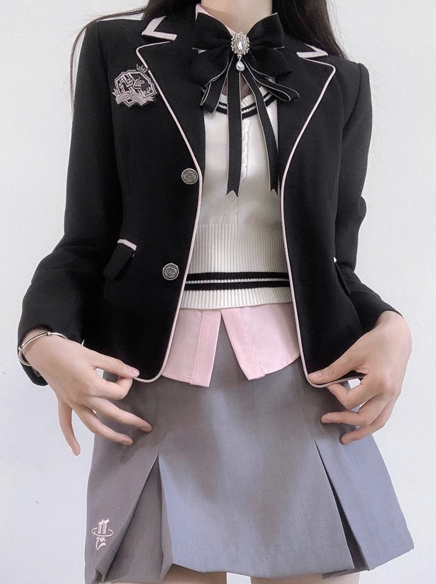 Jacket College Vest + Skirt Shirt Box + Slim Pleated Girl Sweet Ribbon Style