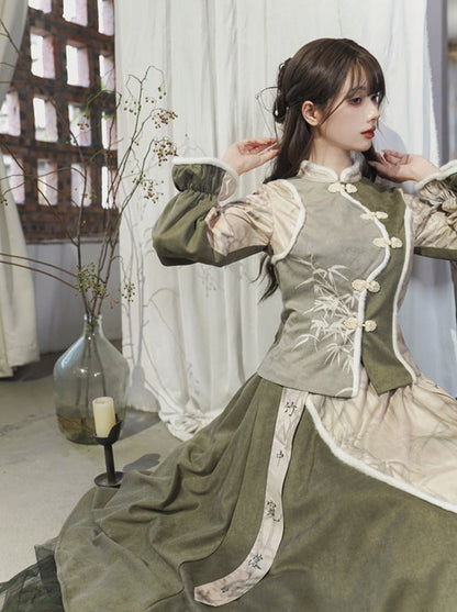 Ausgestelltes Top + Rock mit Print China