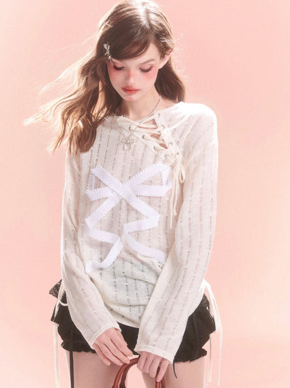 Transparentes, asymmetrisches Spitzenoberteil mit Schleife