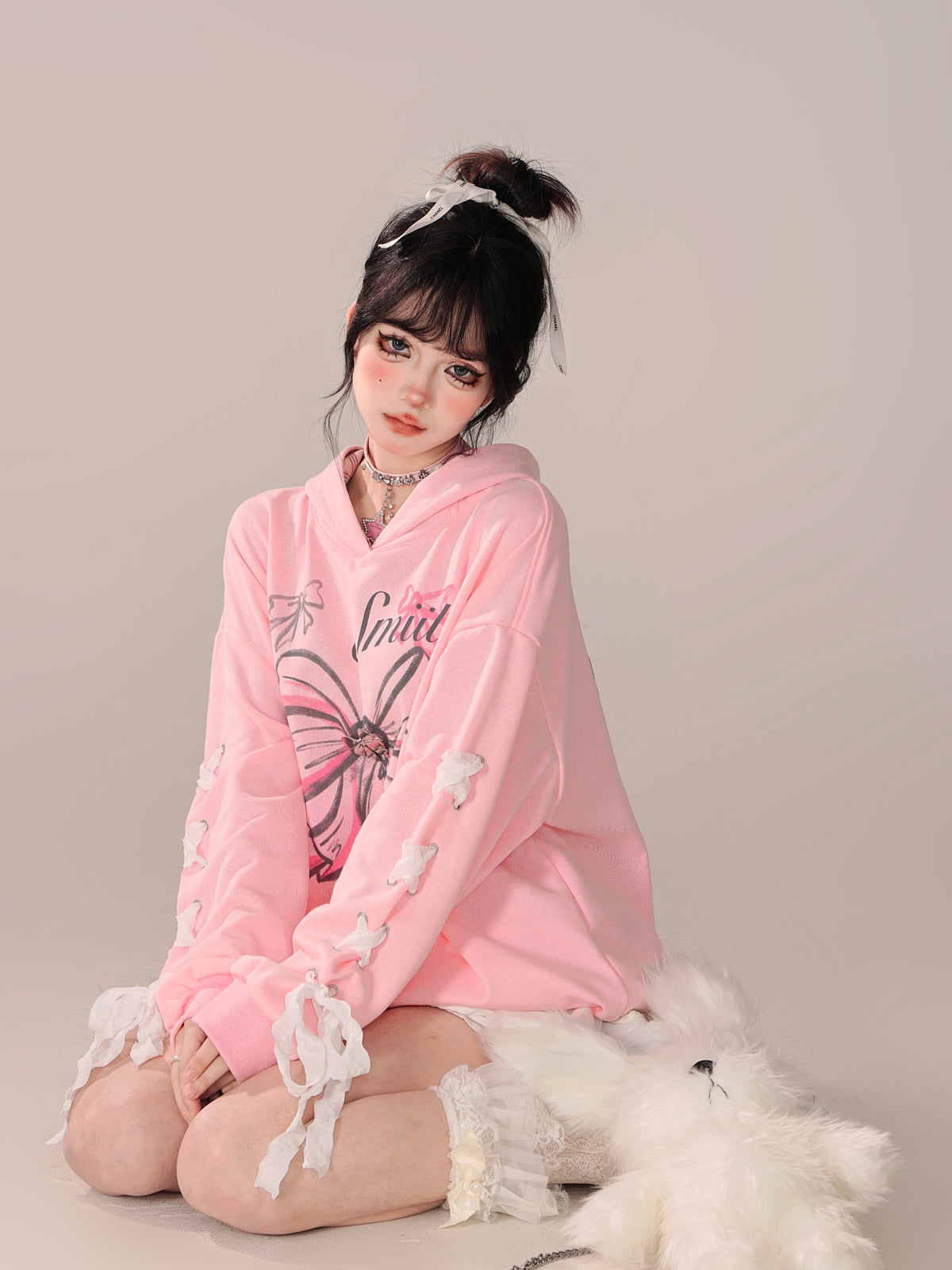 Lockerer Parka mit Kapuze und Schnürung im Armband-Design mit Hasenmotiv