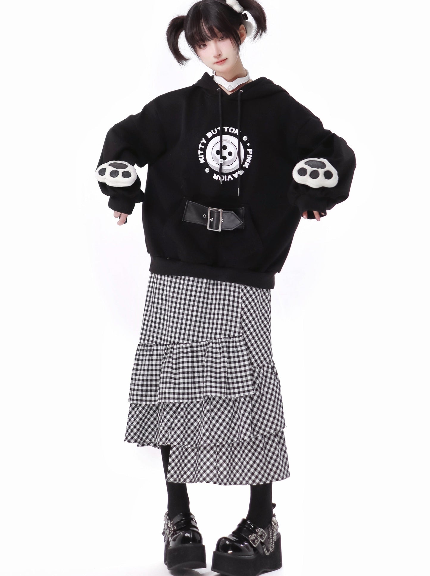 Plash Schwarzer Anzug mit langem Rock und Schweißband