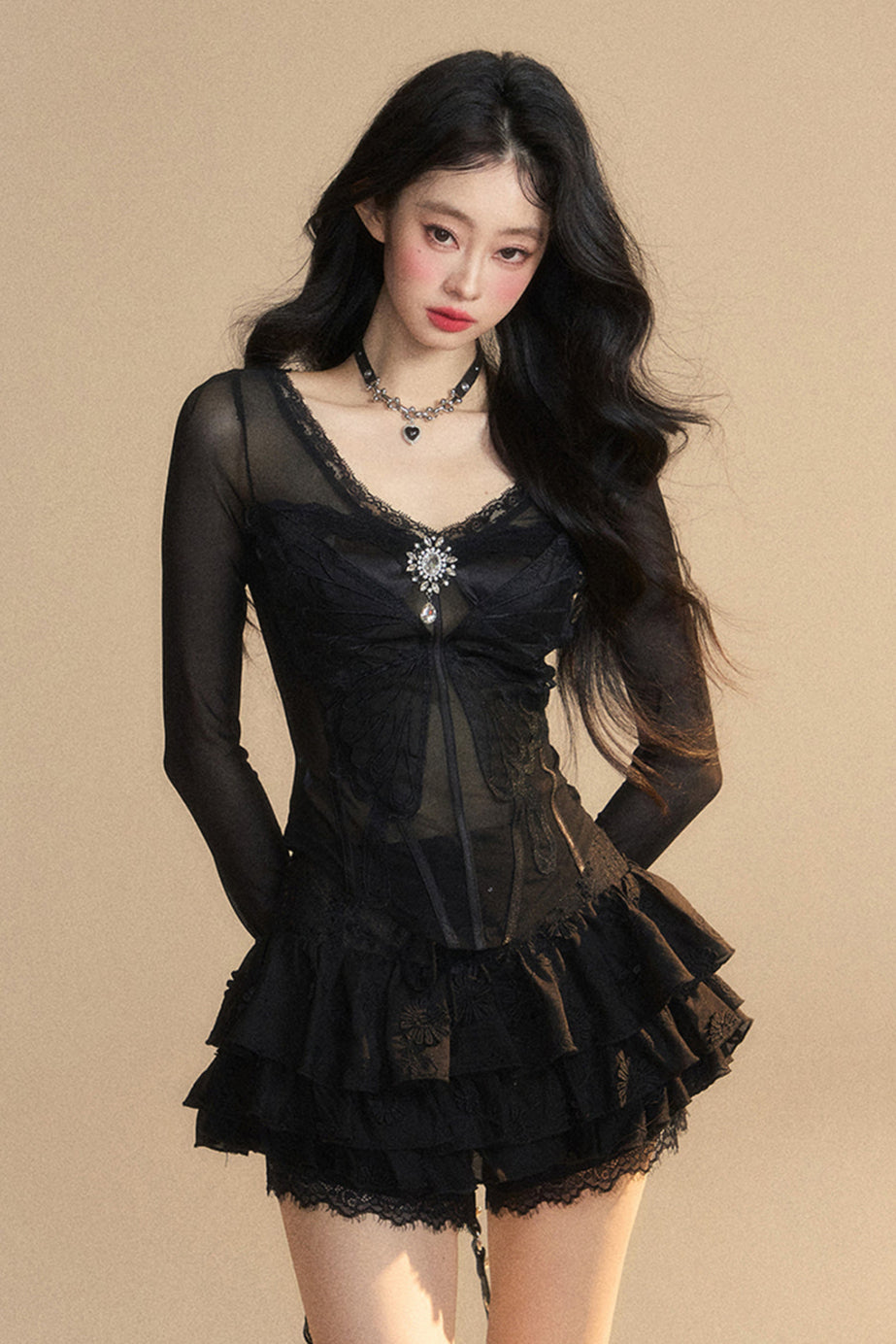 トップメッシュクランベリー 予約商品 オーストラリアンレース Vネック