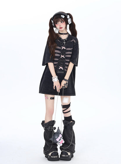 Loose Dark Subculture in T-Shirt Hole American the Wall