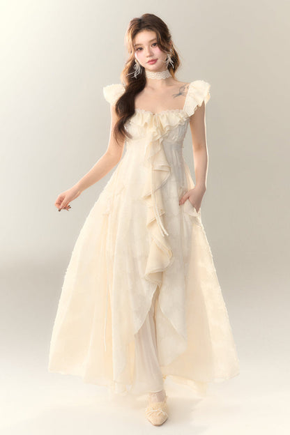 Jacquard-Feiertagskleid mit Rüschen