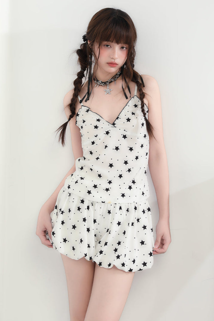 V-Ausschnitt Hosenträger + Shorts Star