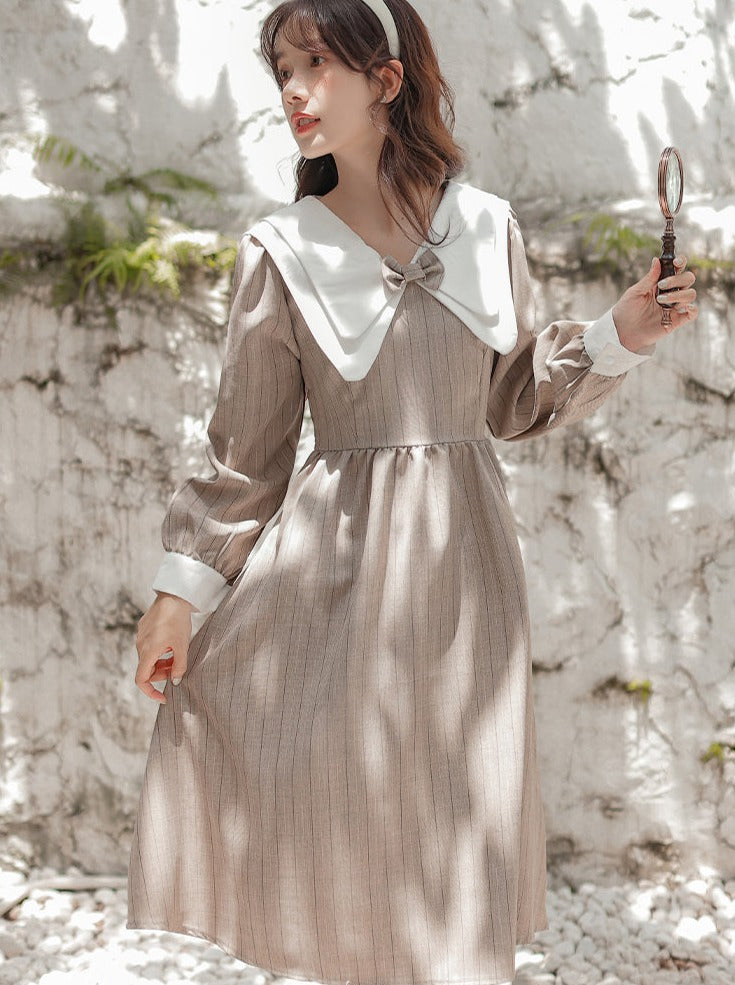 Robe de poupée couleur douce française