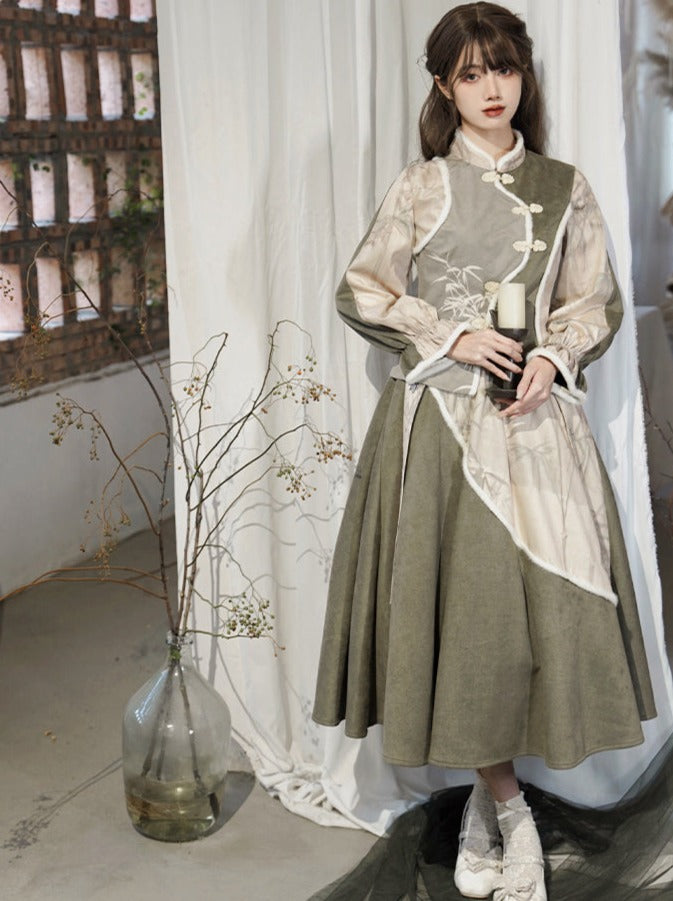 Ausgestelltes Top + Rock mit Print China