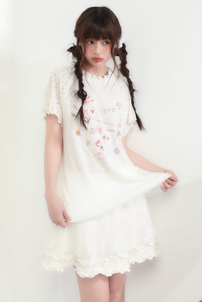 ラウンドネックハートフローラルトップス