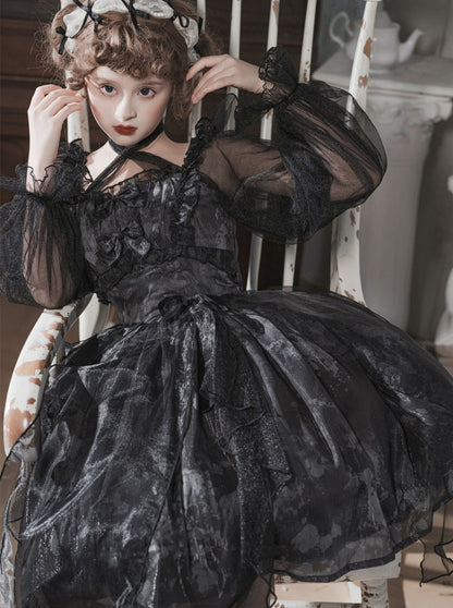 Dunkles Kleid Kleine Gothic Lolita Prinzessin