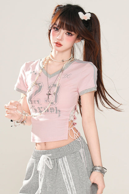 ロゴスポーティフローラルTシャツアート