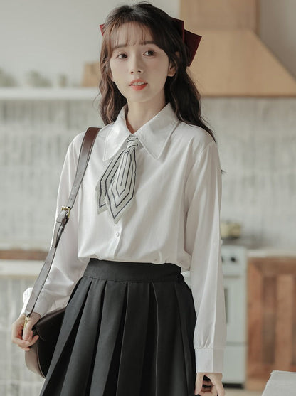 Schal + Revers Langes Hemd Rock Plissee