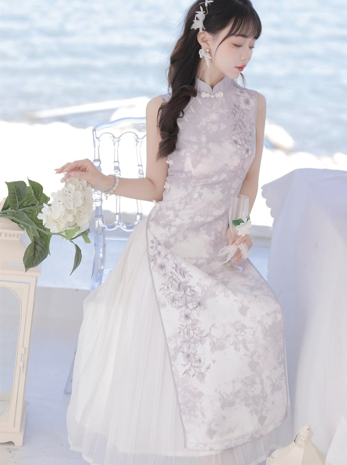 フリルチャイナドレス + 紫のカーディガン 薄手の花柄