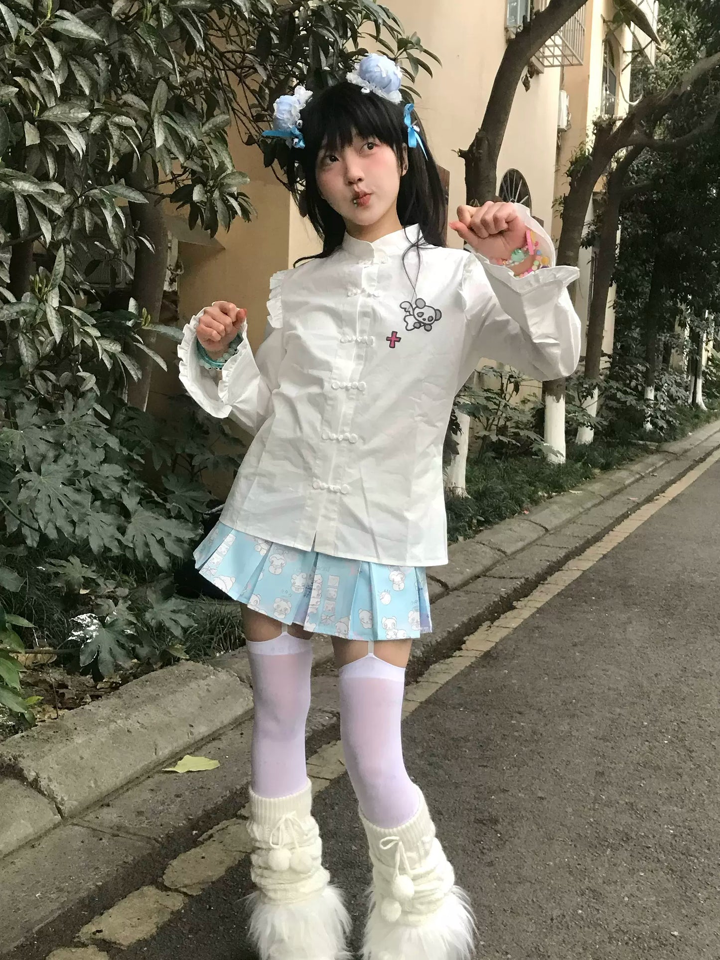 Flying Chinese Sleeve Shirt + Apron Panda