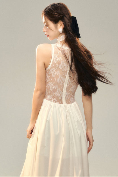 Französisches weißes rückenfreies Premium-Kleid