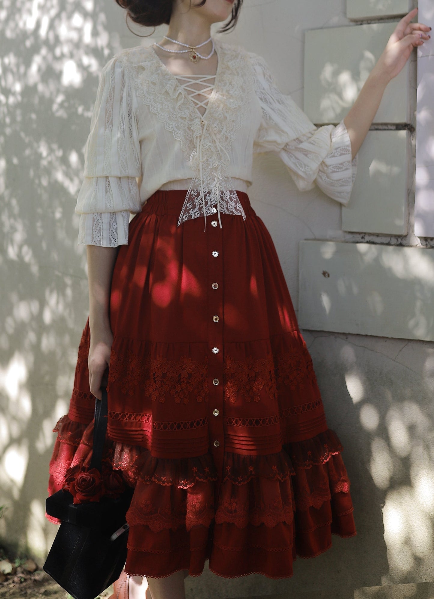 バラコットンレースのサプライズロングスカート