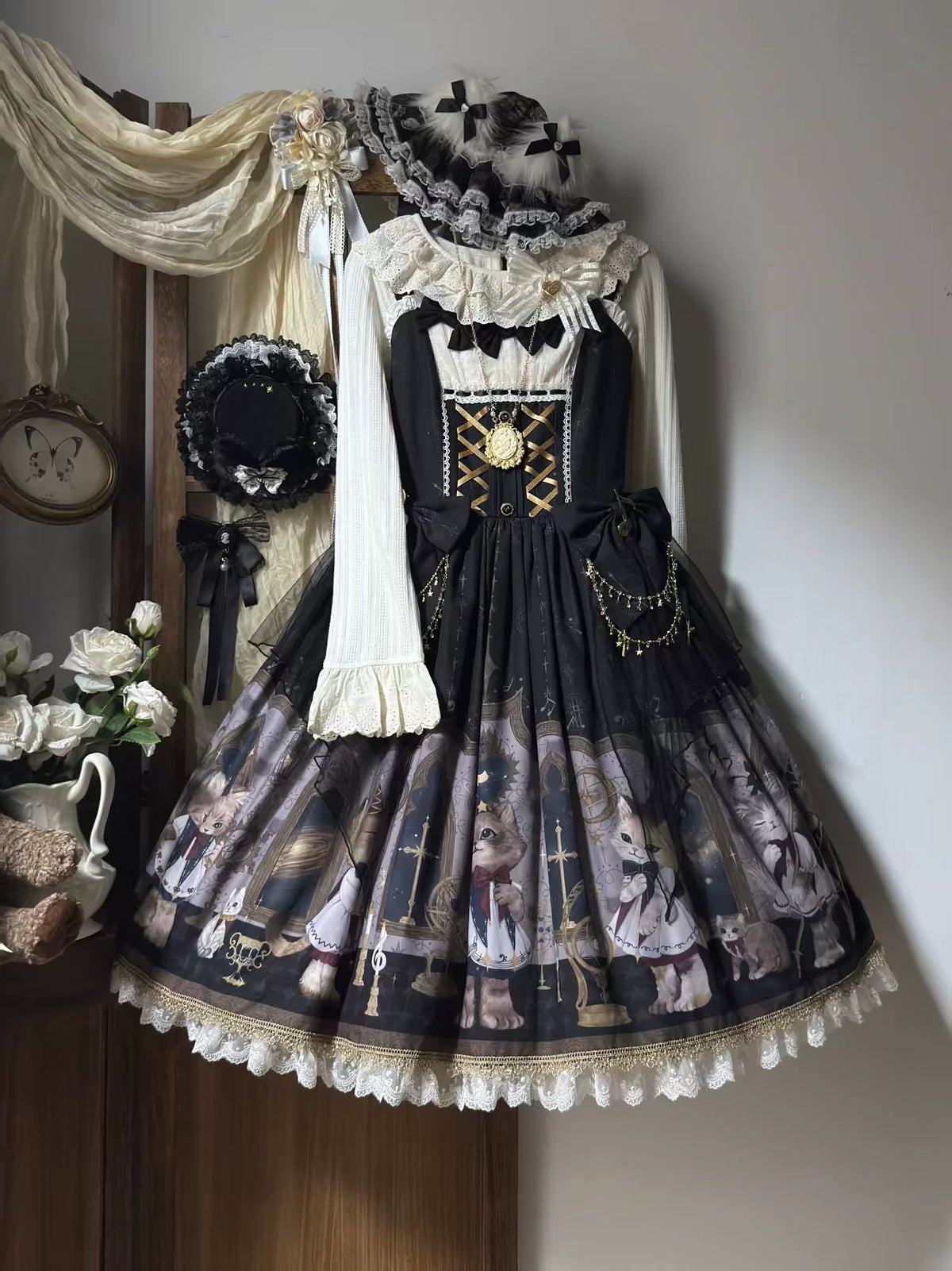 Cat Choir JSK dress displayed on a mannequin with separate matching accessories