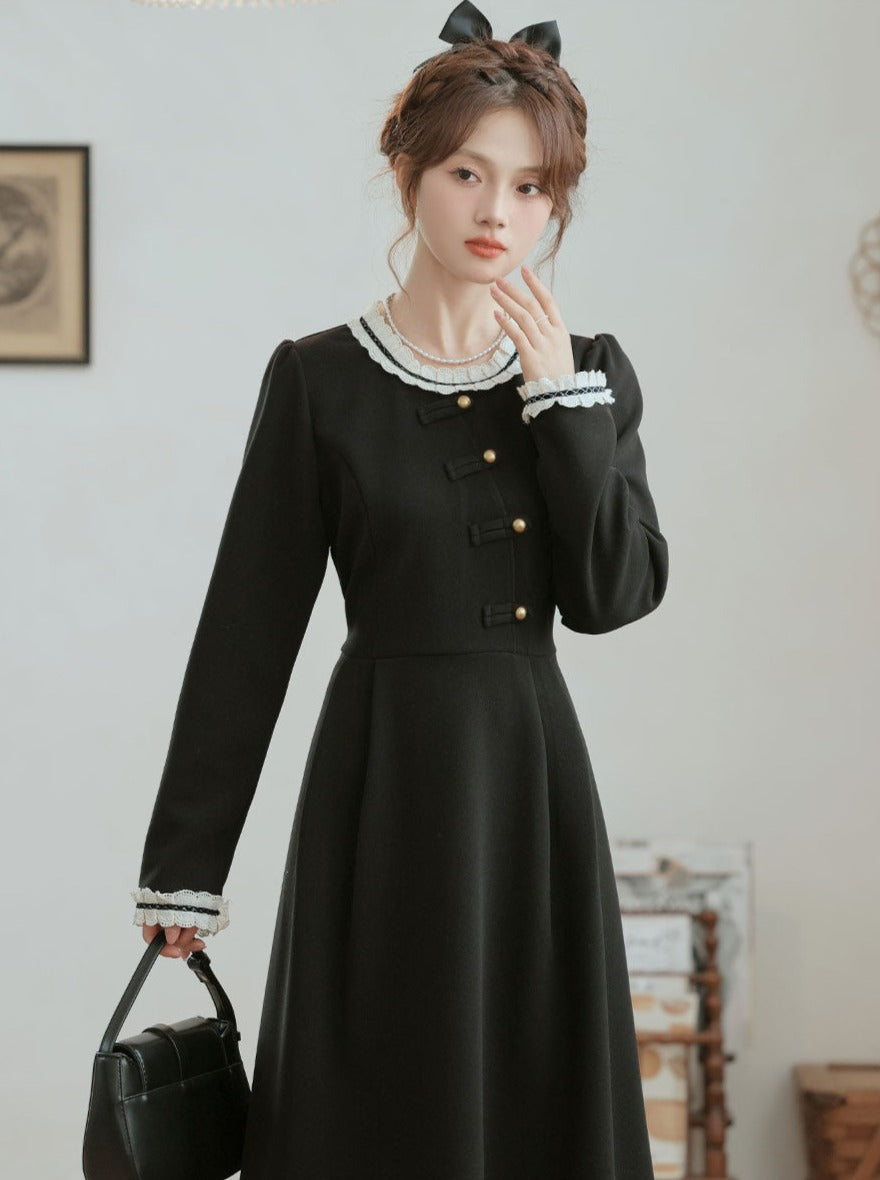 Süßes dunkles Retro-Spitzenkleid