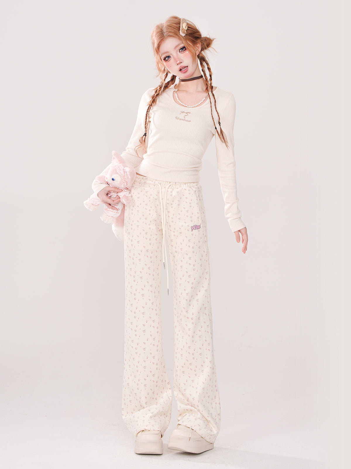 Lässige, schlanke, lange, süße Hosen