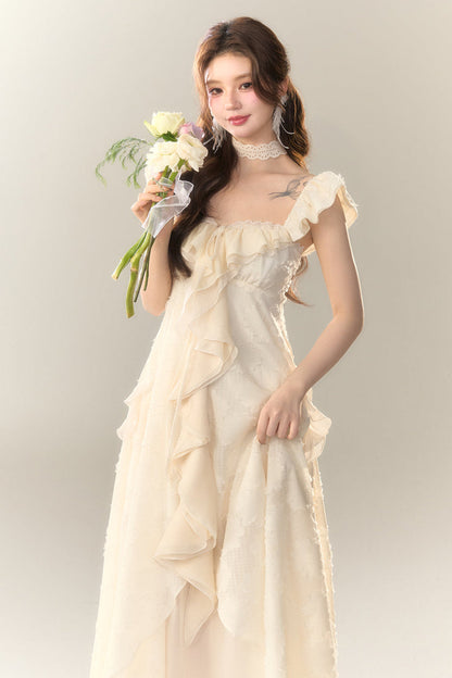 Jacquard-Feiertagskleid mit Rüschen