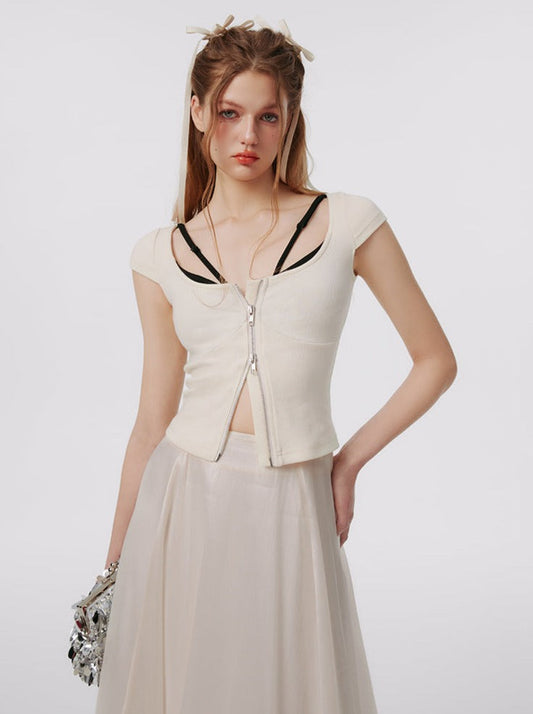 Zweiteiliges, schmales Oberteil mit Kontrastnaht