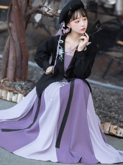 Bluse Langer Dunkler Rock Plissee Blume