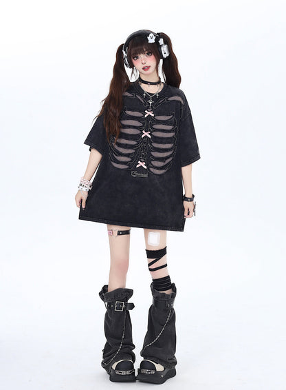 Loose Dark Subculture in T-Shirt Hole American the Wall