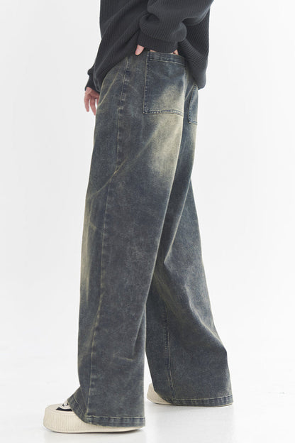 Street-Jeans im Herz-Print-Stil