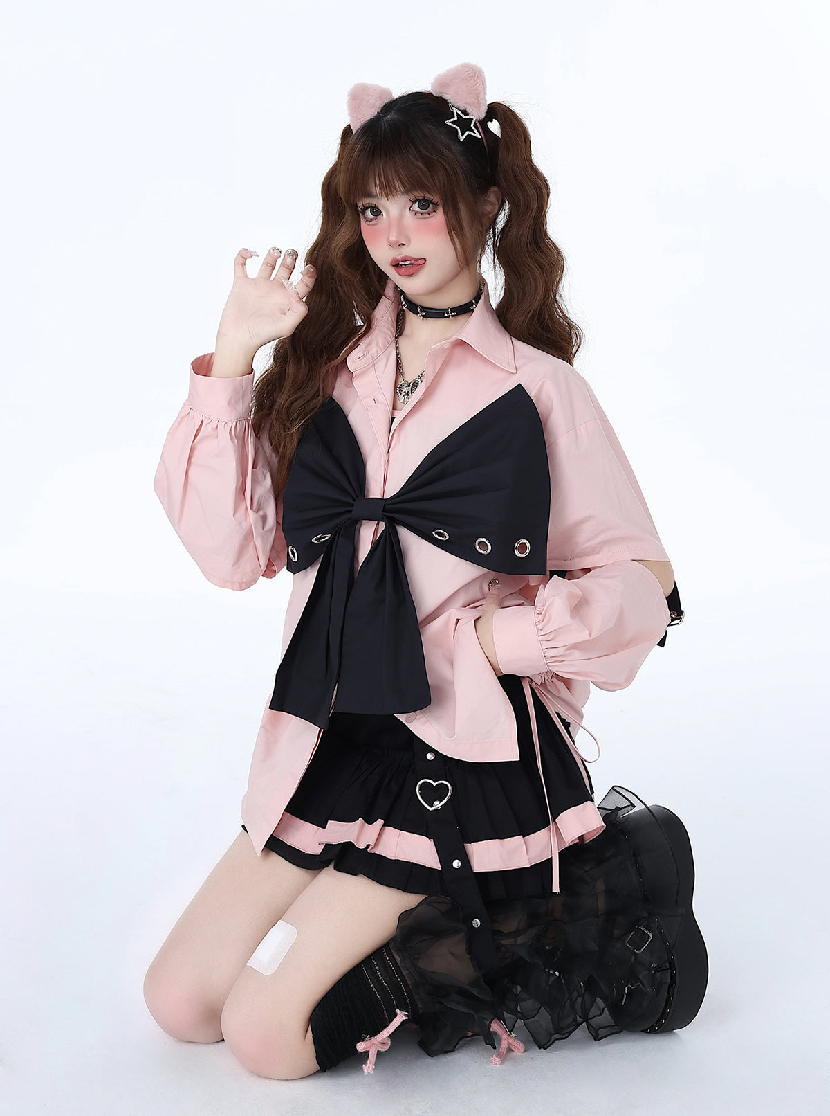 Bow Chic Big Sweet Top Open