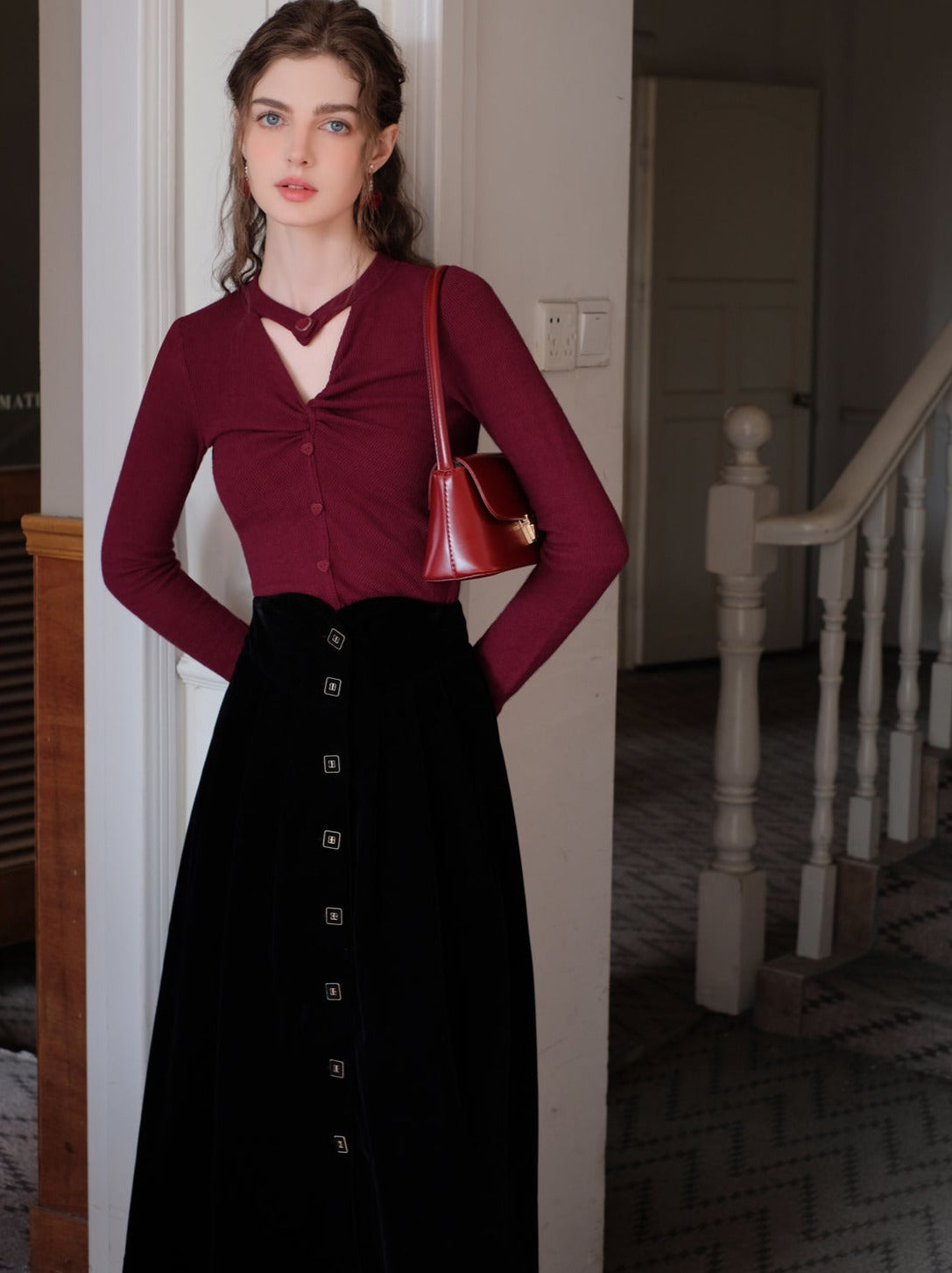 Schwarzer französischer Rock aus gedrehtem Strick „Love“