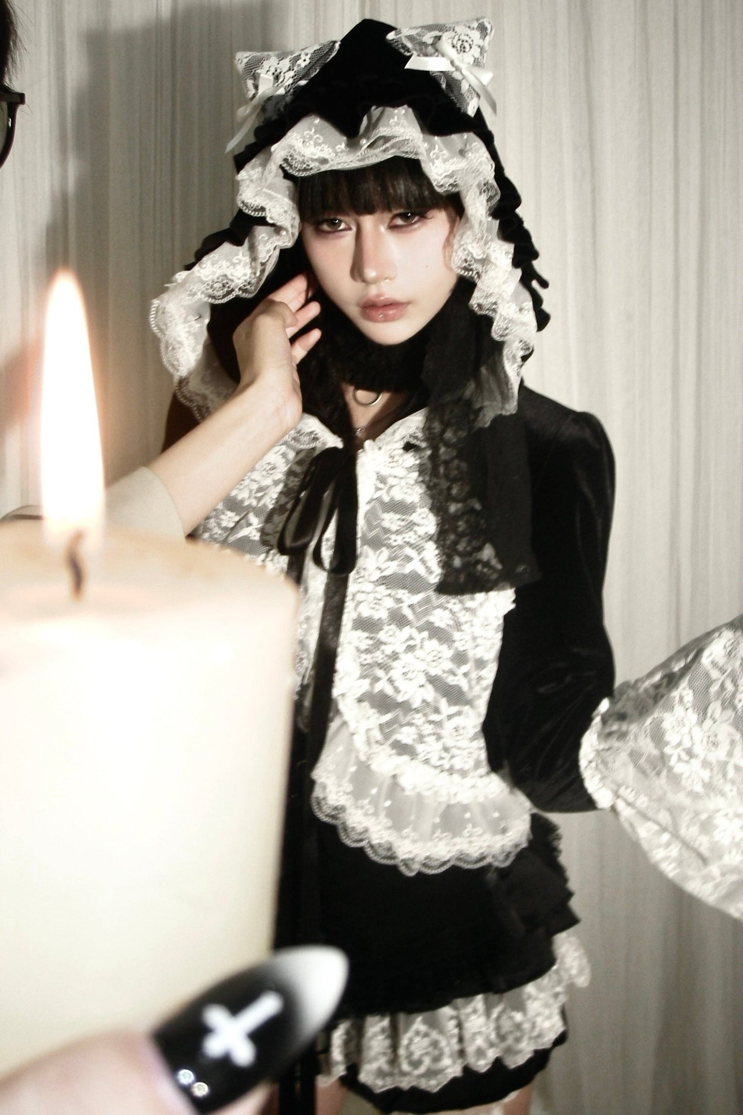 Cardigan Hooded Lace Luxury Velvet