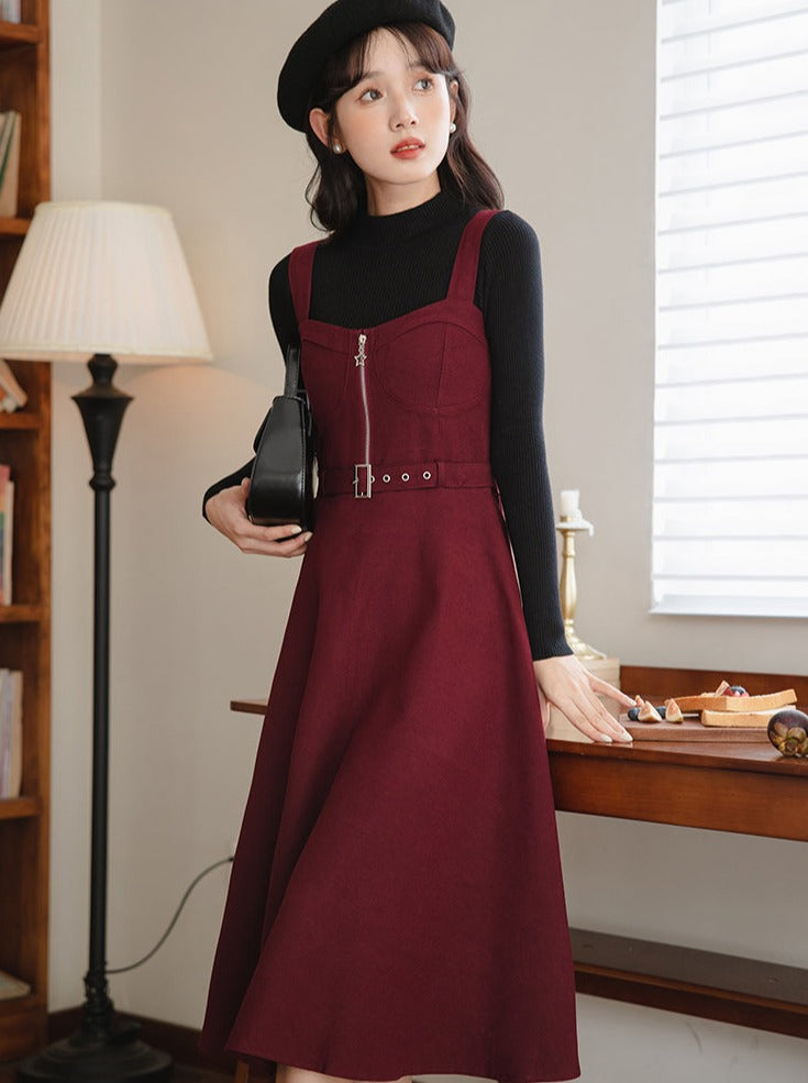 スリムニット レトロハーフ＋サスペンダー タートルネックスカート