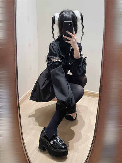 Transparente Bluse mit offenen Schultern in Massenproduktion